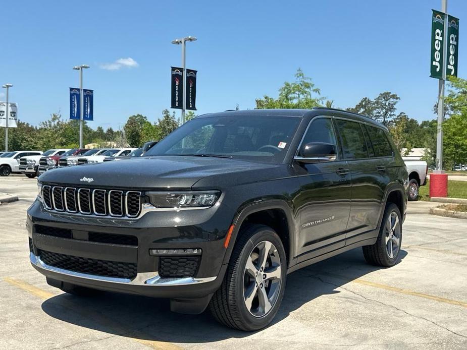 new 2024 Jeep Grand Cherokee L car, priced at $45,720