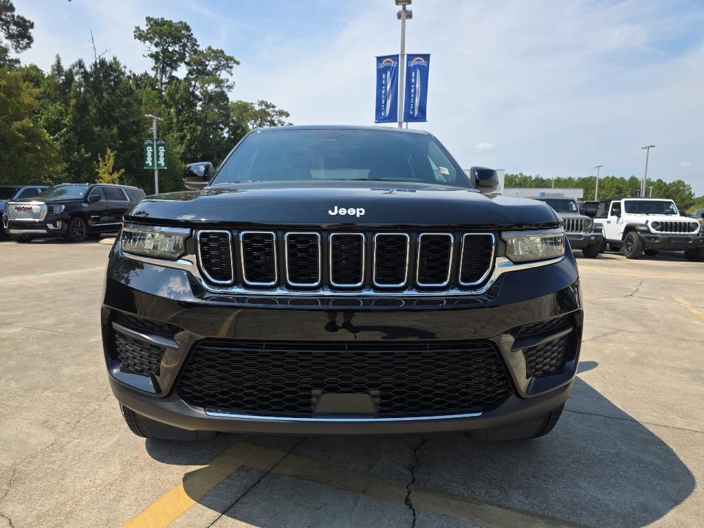 new 2025 Jeep Grand Cherokee car, priced at $38,170