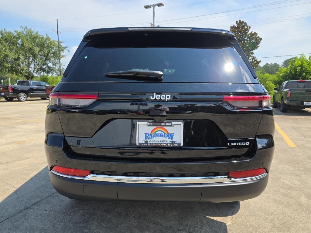 new 2025 Jeep Grand Cherokee car, priced at $38,170