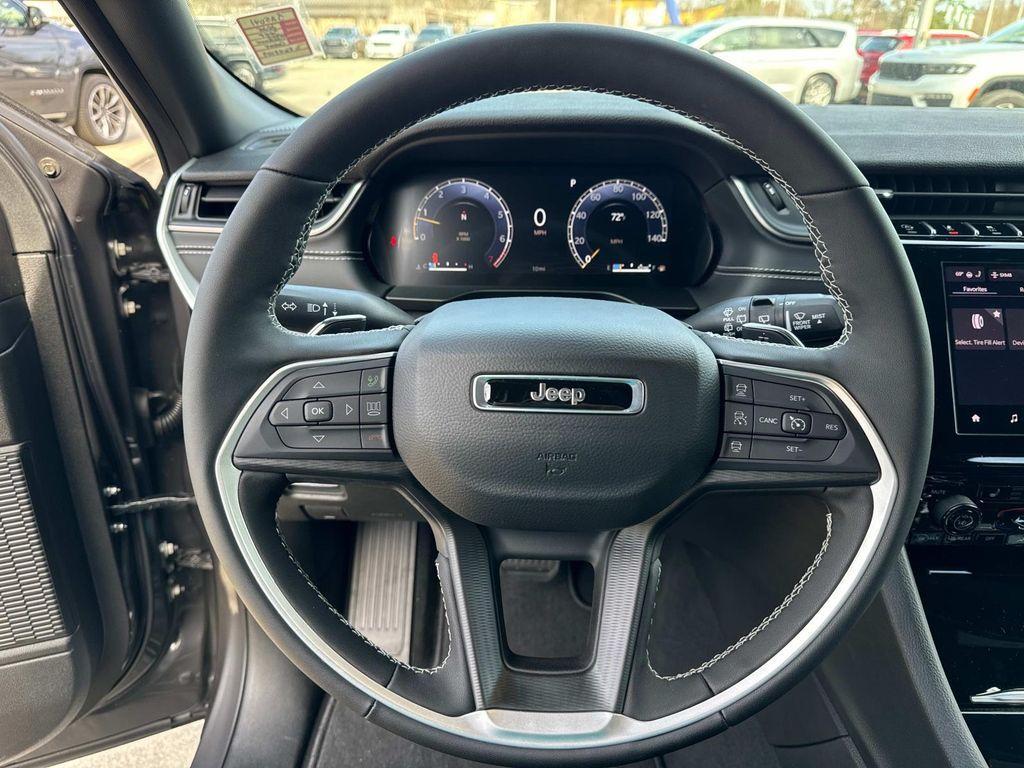 new 2025 Jeep Grand Cherokee L car, priced at $44,515