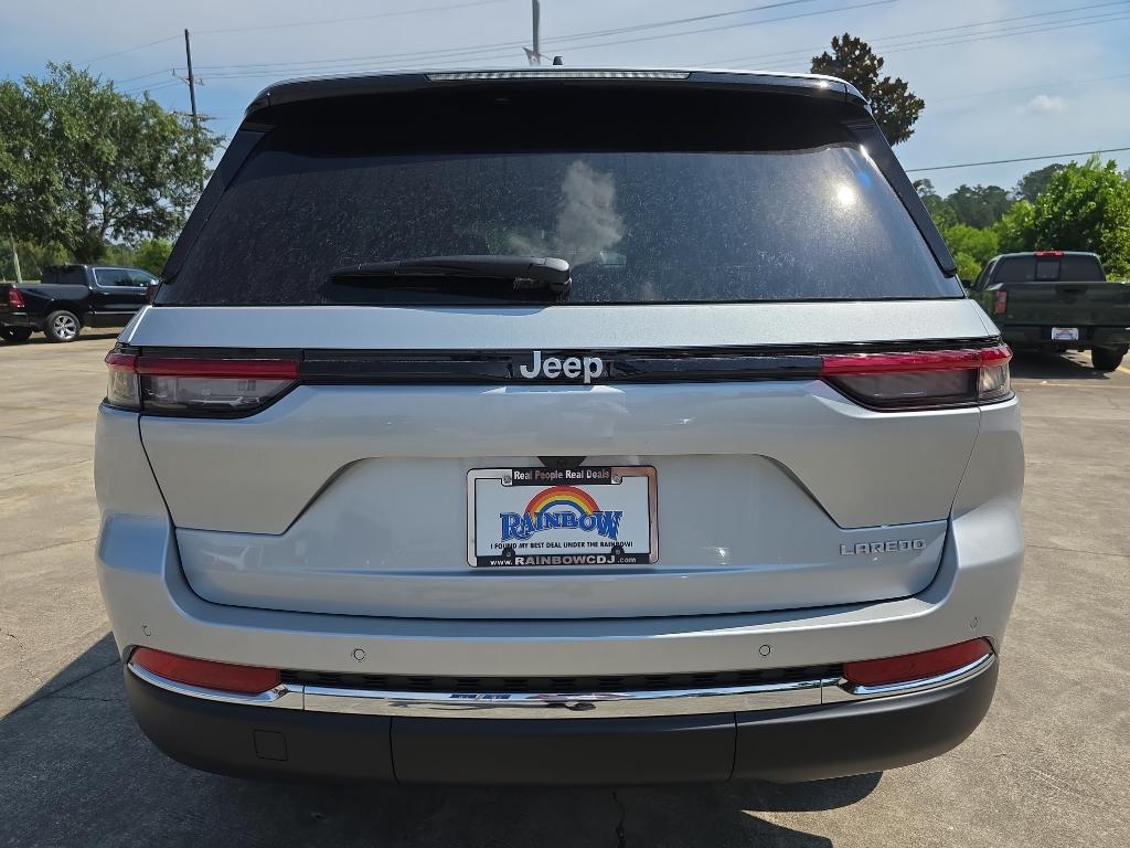 new 2025 Jeep Grand Cherokee car, priced at $38,170