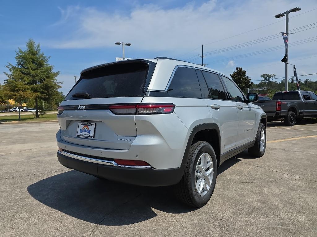 new 2025 Jeep Grand Cherokee car, priced at $38,170
