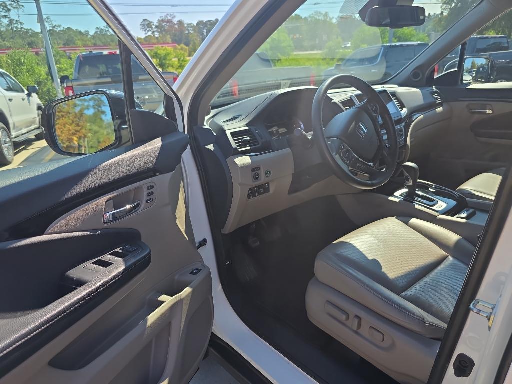 used 2019 Honda Ridgeline car, priced at $21,995