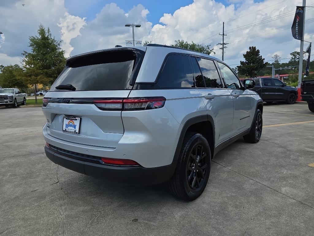 used 2024 Jeep Grand Cherokee car, priced at $30,995