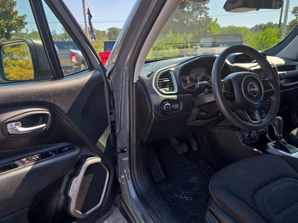 used 2022 Jeep Renegade car, priced at $18,995