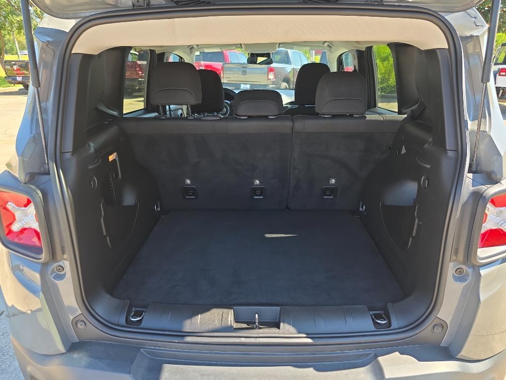 used 2022 Jeep Renegade car, priced at $18,995