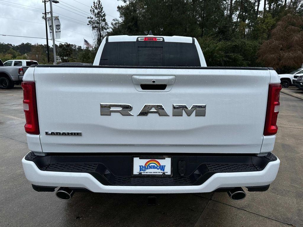 new 2025 Ram 1500 car, priced at $61,305