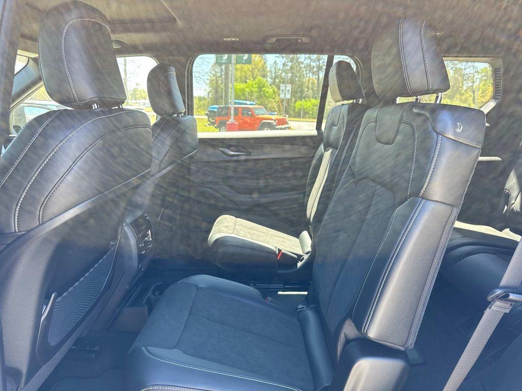 new 2025 Jeep Grand Cherokee L car, priced at $44,870