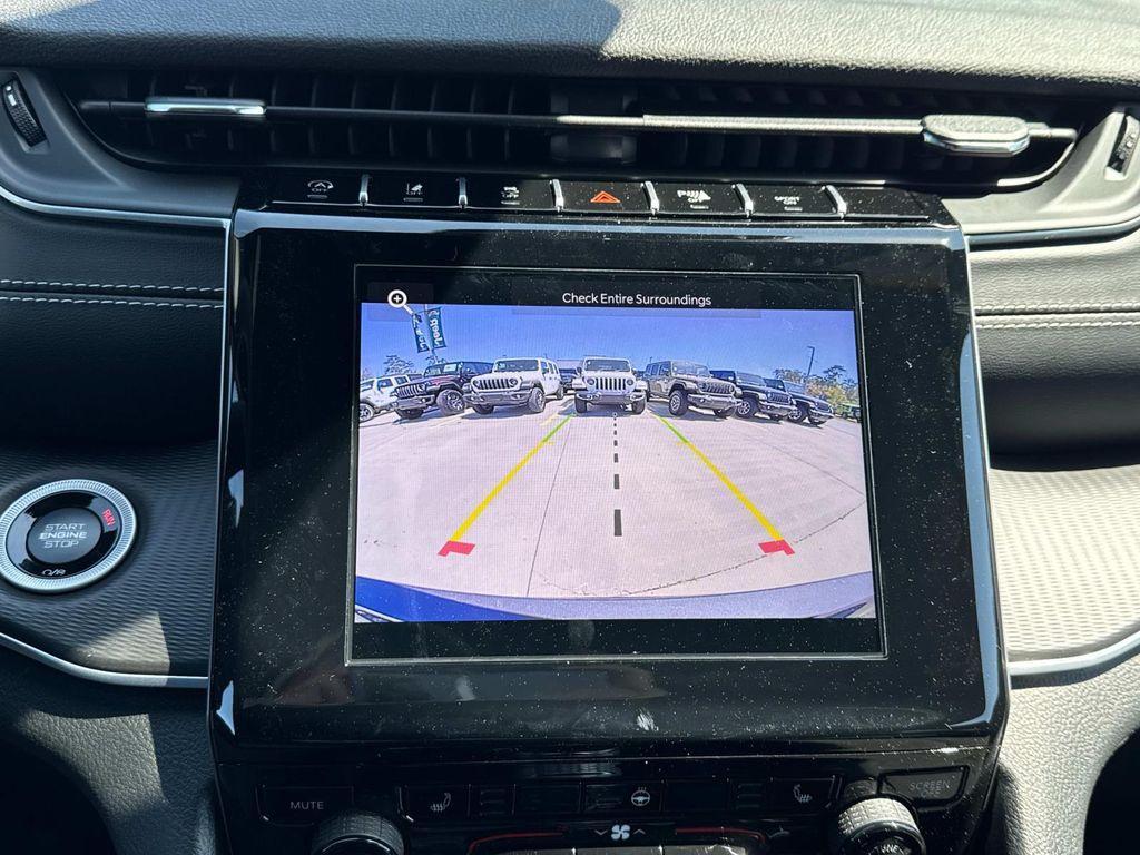 new 2025 Jeep Grand Cherokee L car, priced at $44,870