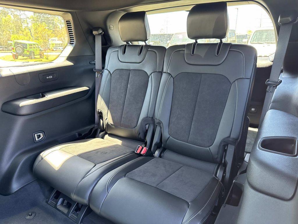 new 2025 Jeep Grand Cherokee L car, priced at $44,870