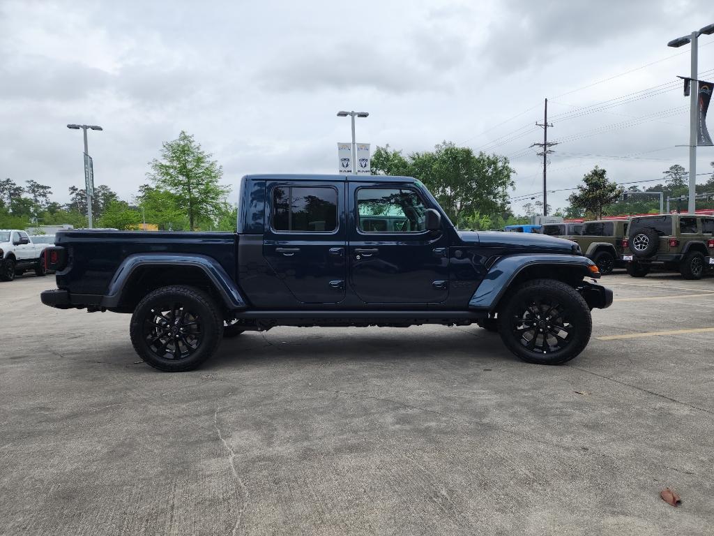 new 2025 Jeep Gladiator car, priced at $41,880