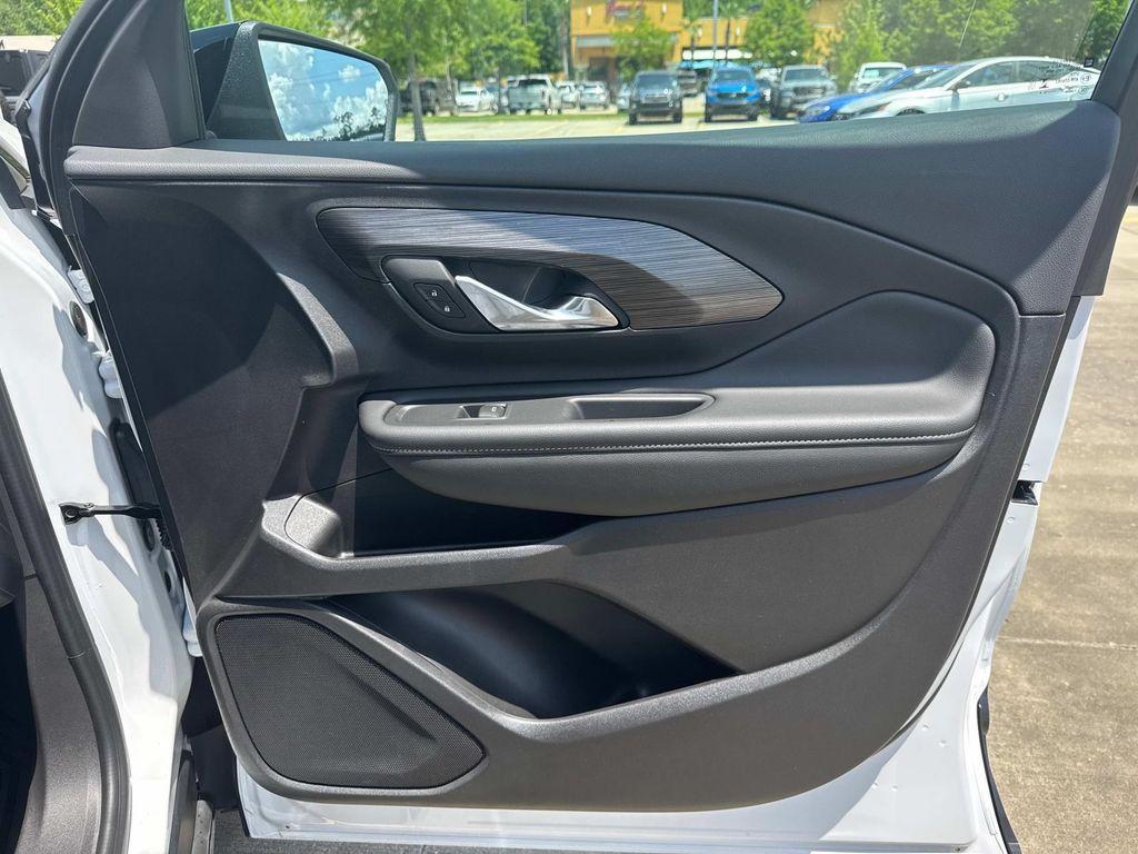 used 2024 GMC Terrain car, priced at $26,995