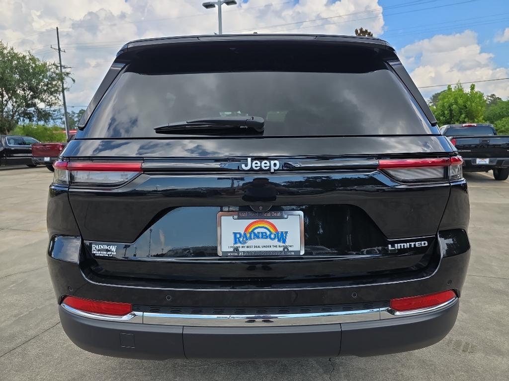 used 2024 Jeep Grand Cherokee car, priced at $31,995