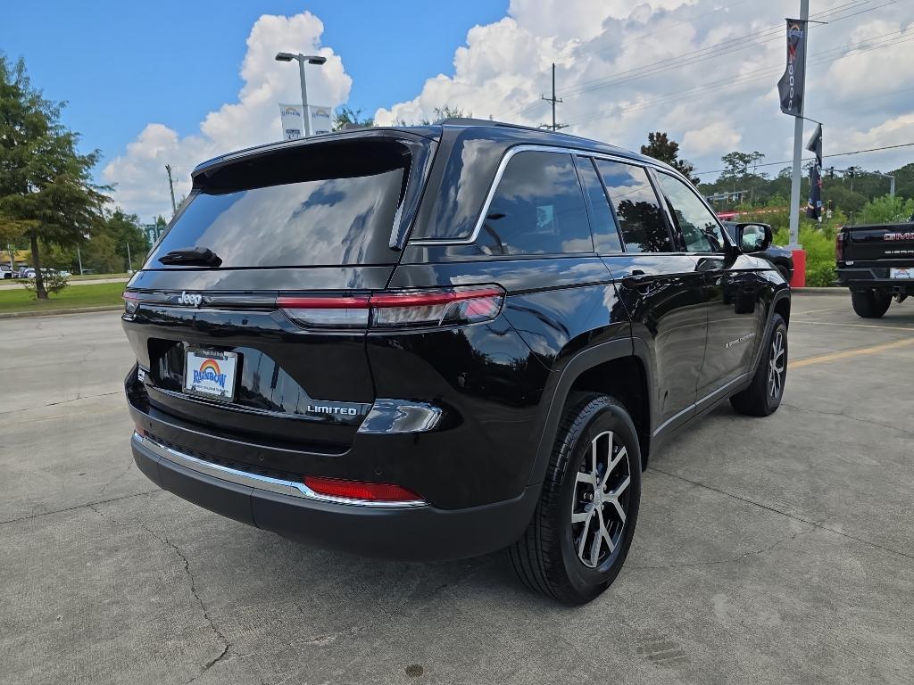 used 2024 Jeep Grand Cherokee car, priced at $31,995