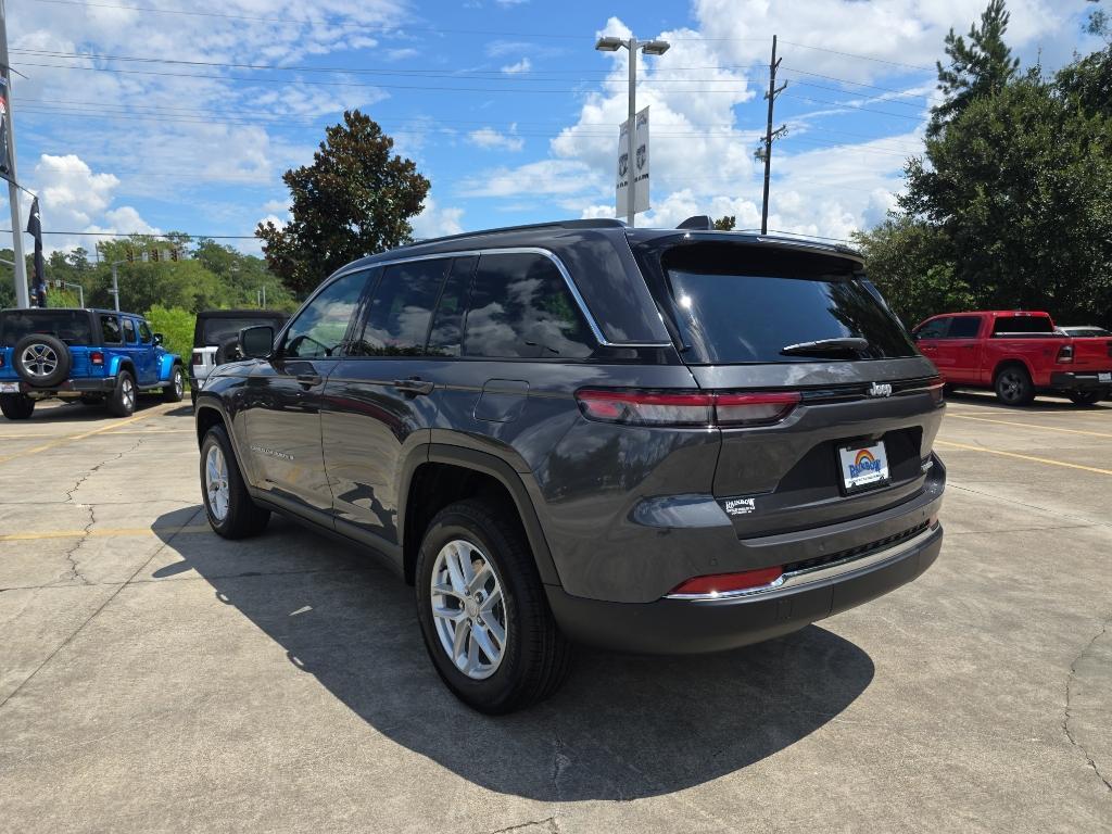 new 2025 Jeep Grand Cherokee car, priced at $39,165