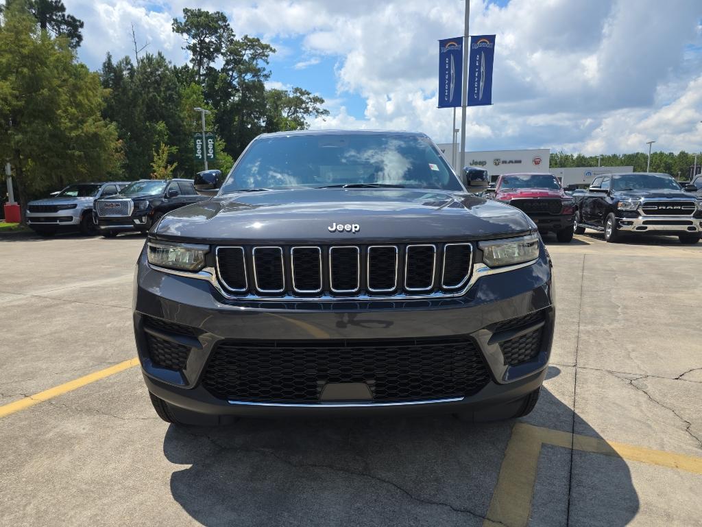 new 2025 Jeep Grand Cherokee car, priced at $39,165