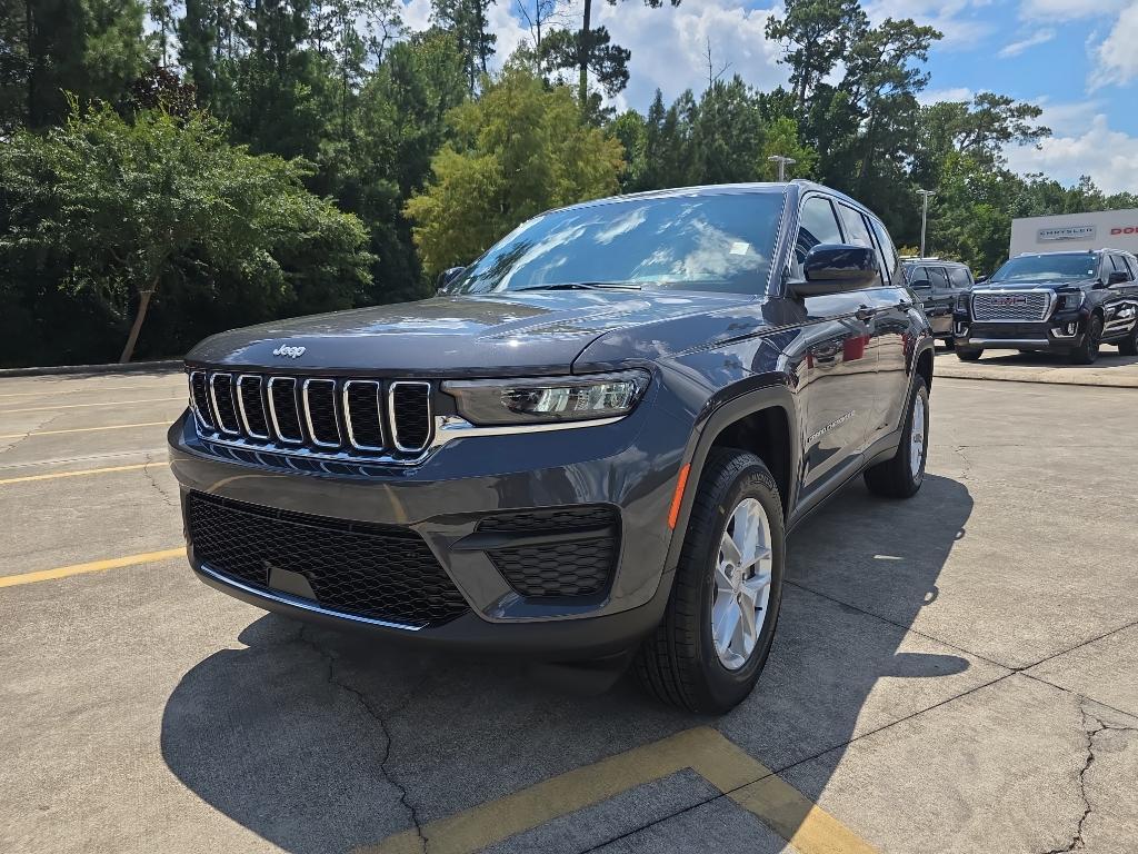 new 2025 Jeep Grand Cherokee car, priced at $39,165