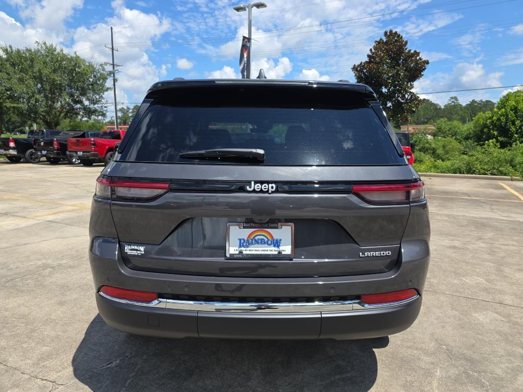 new 2025 Jeep Grand Cherokee car, priced at $39,165