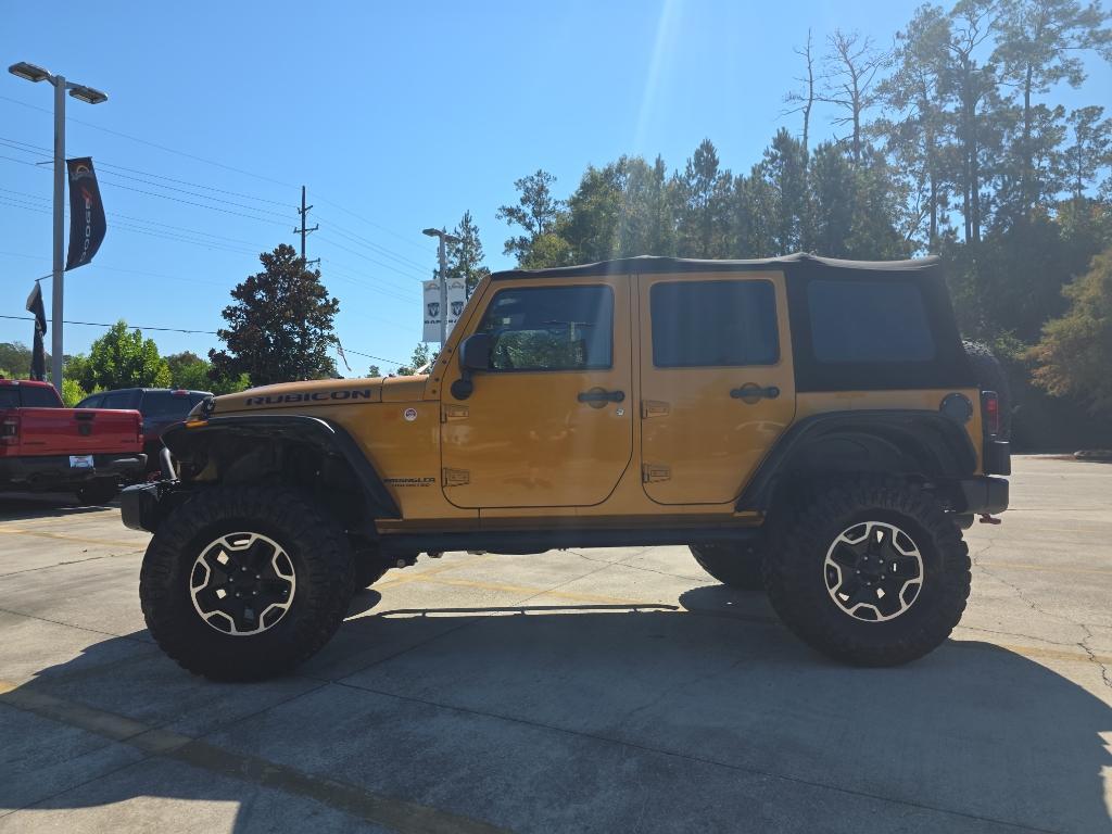 used 2014 Jeep Wrangler Unlimited car, priced at $17,995