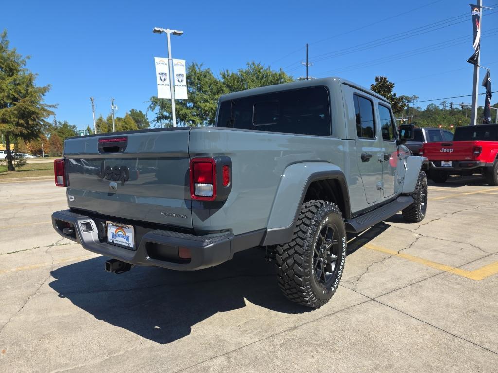 new 2025 Jeep Gladiator car, priced at $46,120