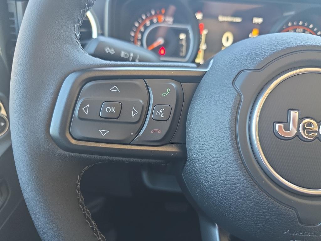 new 2025 Jeep Gladiator car, priced at $46,120