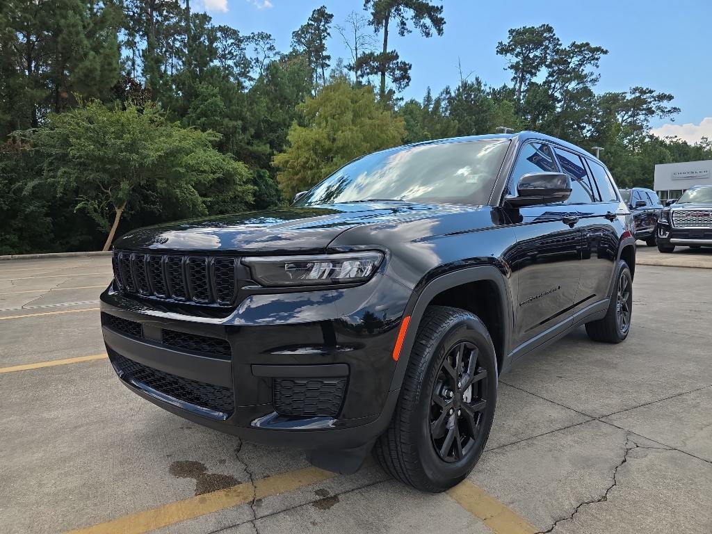 used 2024 Jeep Grand Cherokee L car, priced at $30,495
