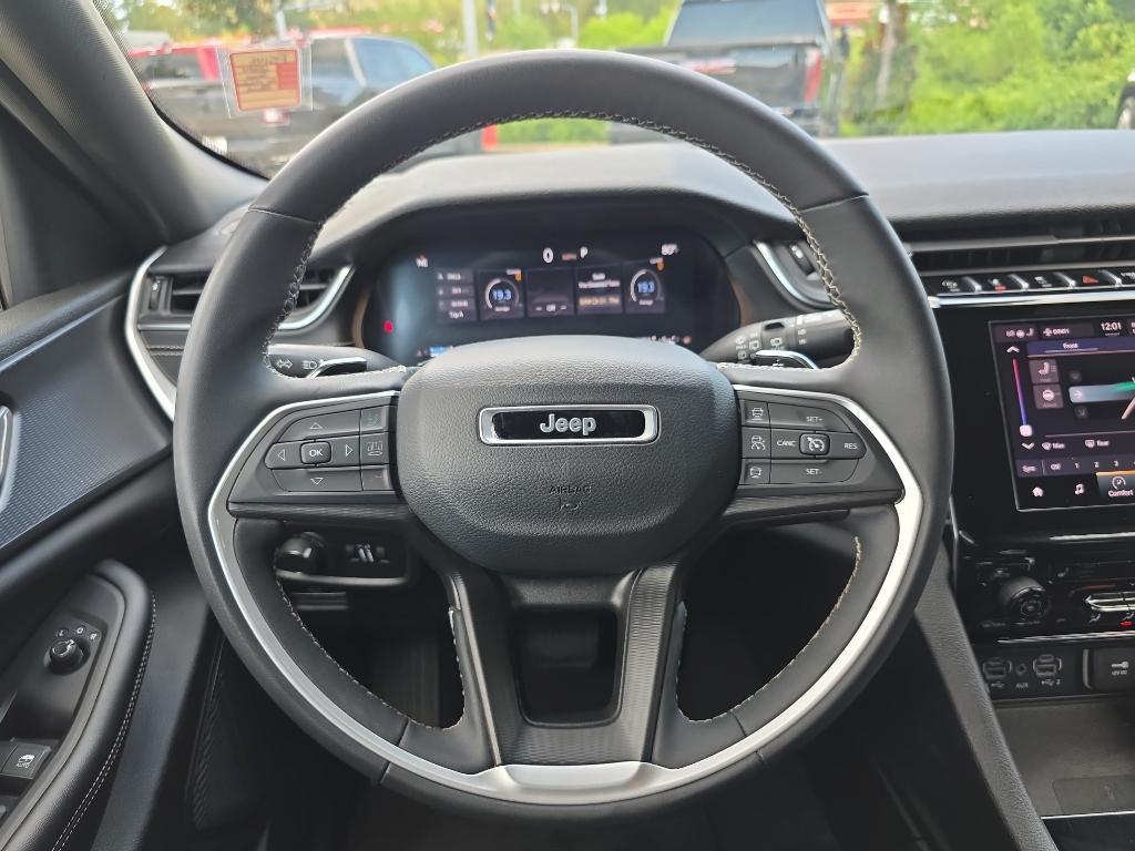 used 2024 Jeep Grand Cherokee L car, priced at $30,495