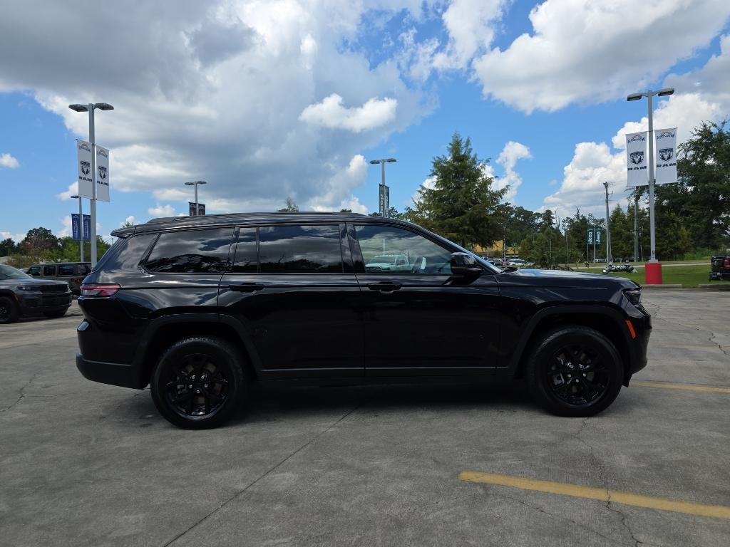 used 2024 Jeep Grand Cherokee L car, priced at $30,495