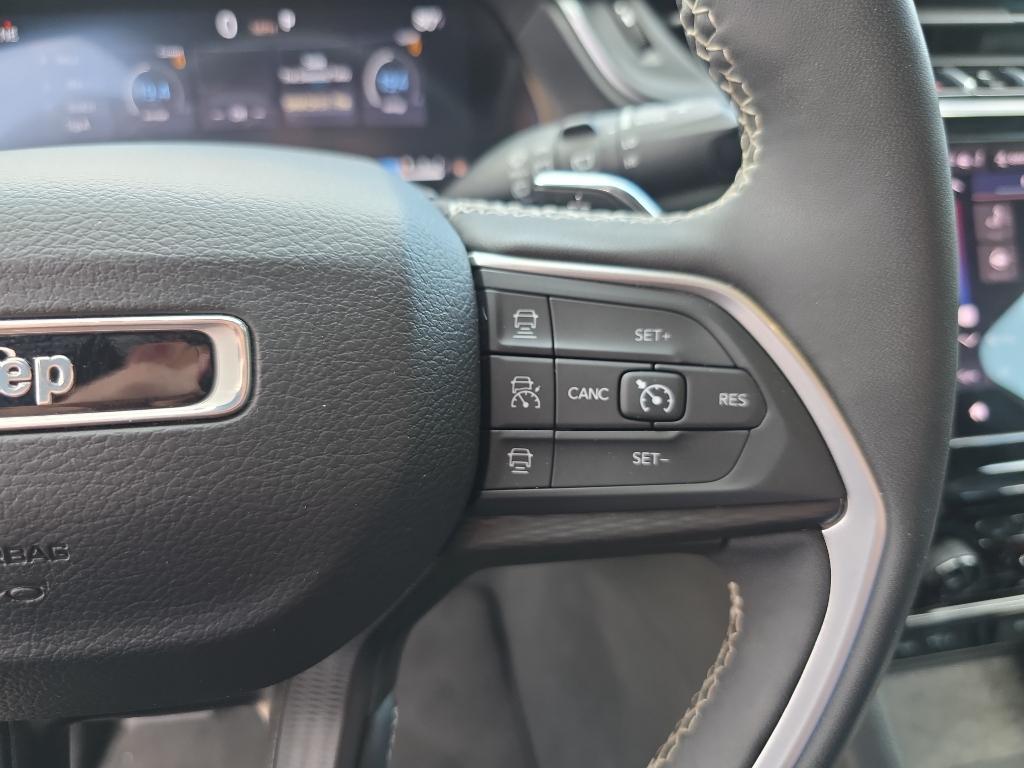 used 2024 Jeep Grand Cherokee L car, priced at $30,495