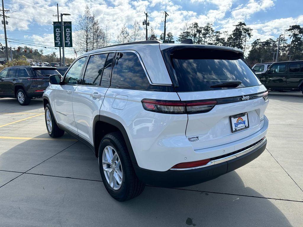 new 2025 Jeep Grand Cherokee car, priced at $38,089