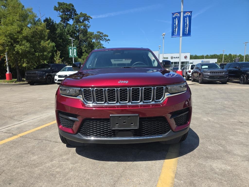 used 2024 Jeep Grand Cherokee car, priced at $26,995
