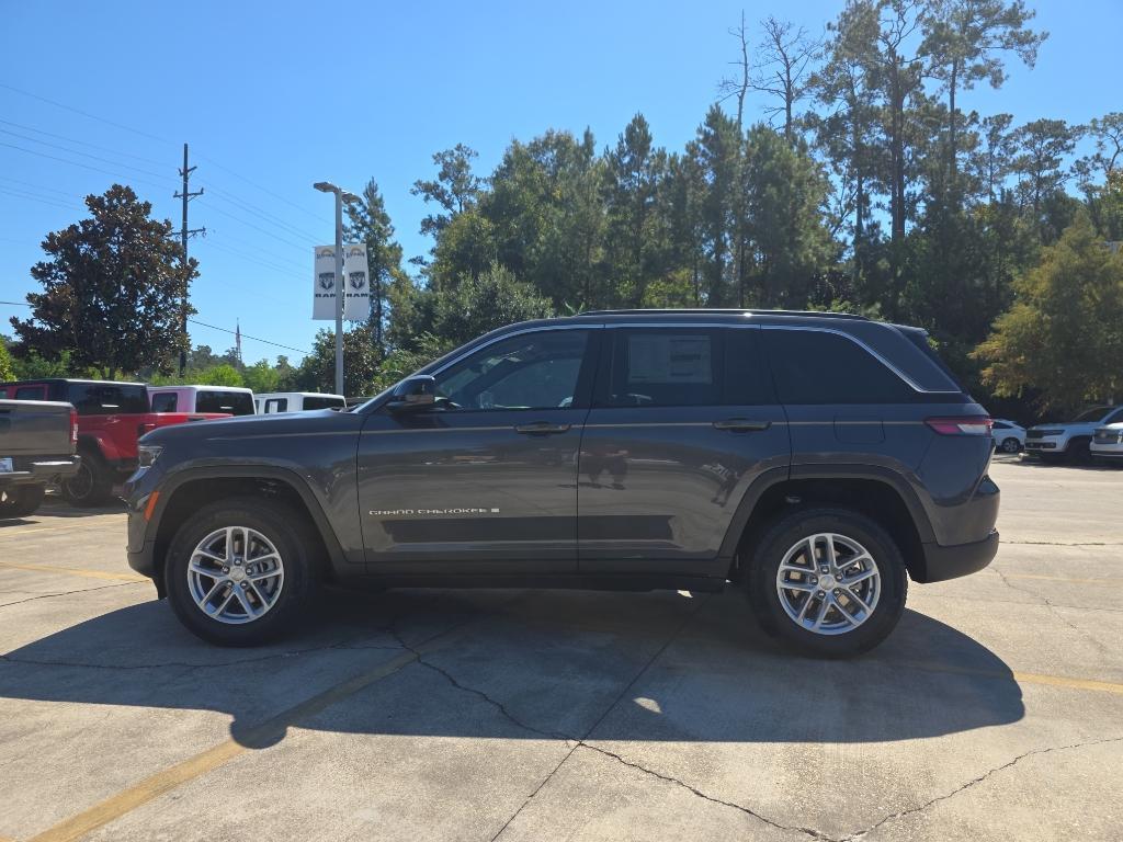new 2025 Jeep Grand Cherokee car, priced at $37,915