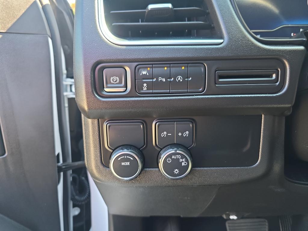 used 2023 Chevrolet Suburban car, priced at $53,995