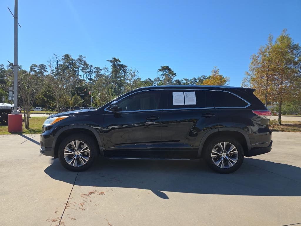 used 2014 Toyota Highlander car, priced at $14,995
