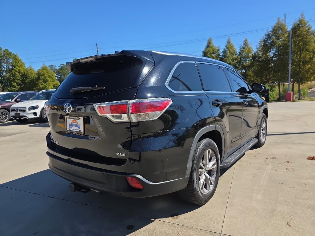 used 2014 Toyota Highlander car, priced at $14,995