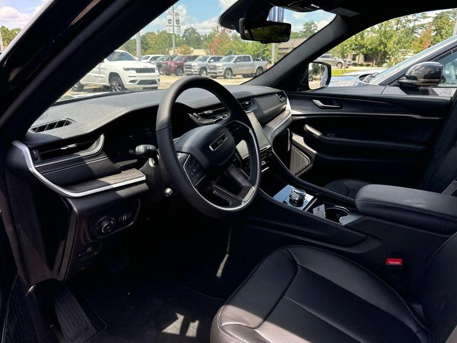 new 2024 Jeep Grand Cherokee L car, priced at $55,830