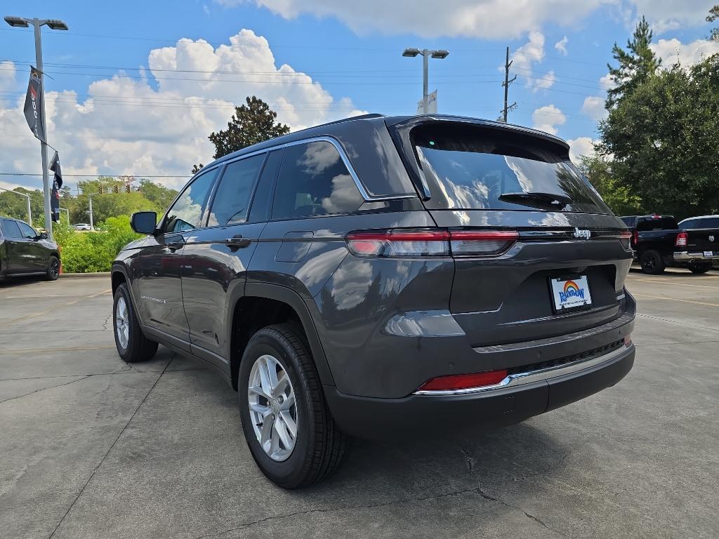 new 2025 Jeep Grand Cherokee car, priced at $35,925