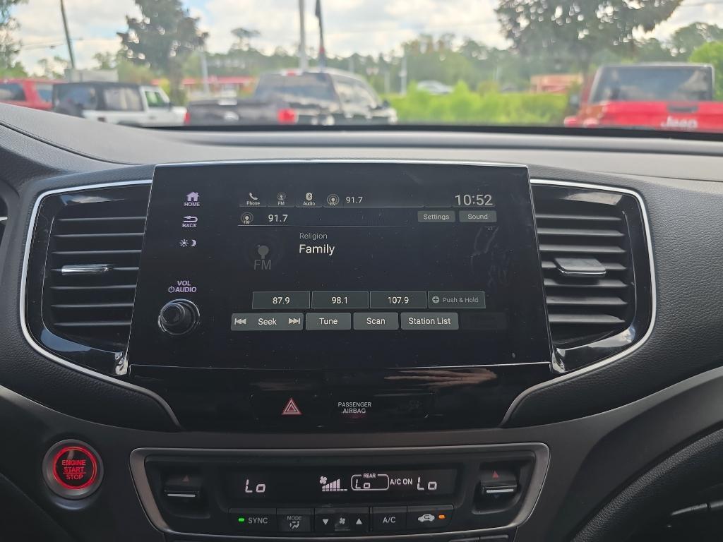used 2021 Honda Pilot car, priced at $21,995