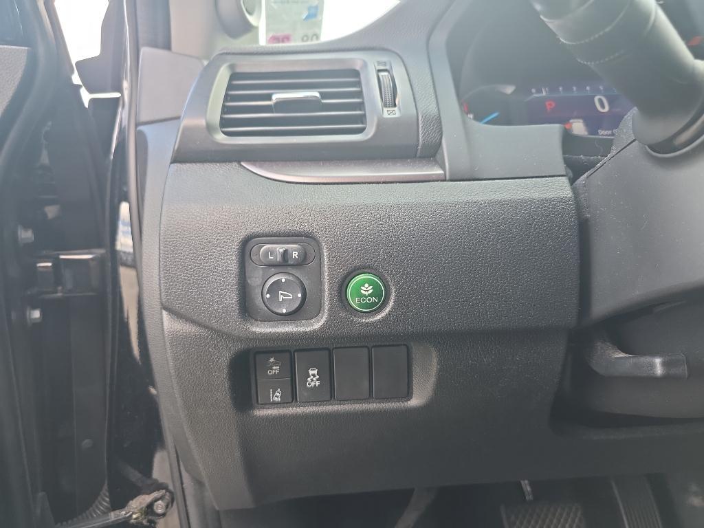 used 2021 Honda Pilot car, priced at $21,995