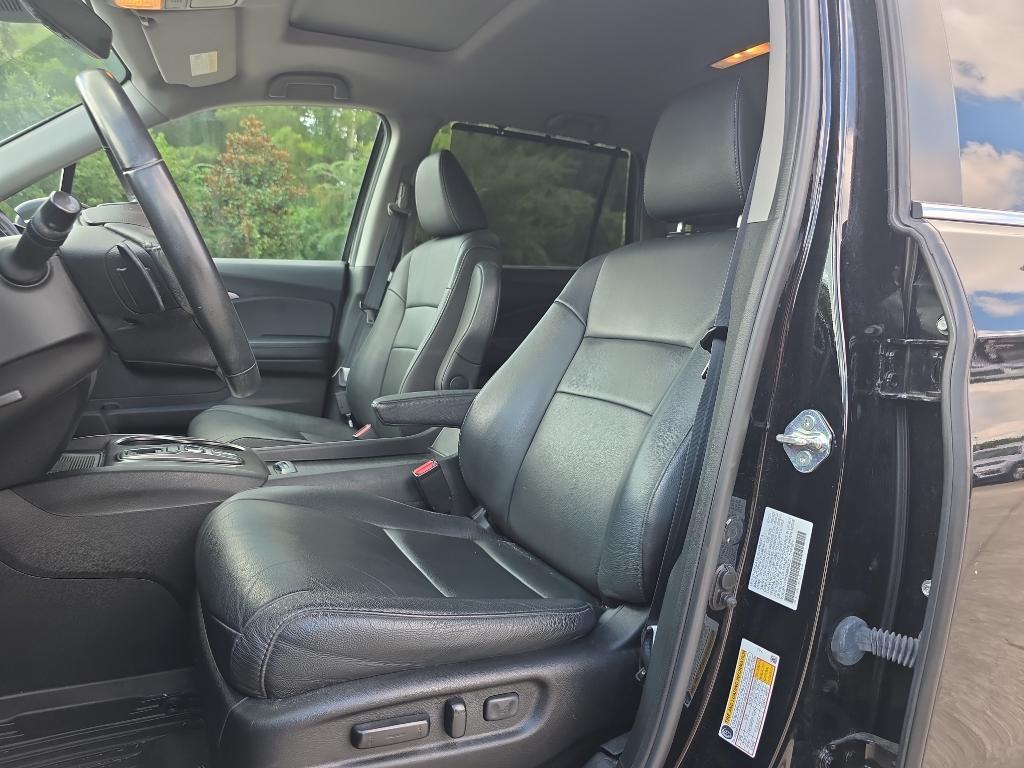 used 2021 Honda Pilot car, priced at $21,995