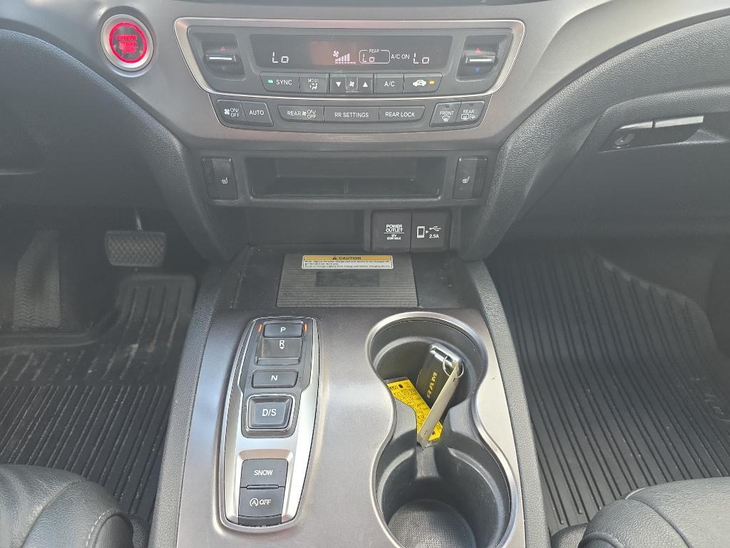 used 2021 Honda Pilot car, priced at $21,995