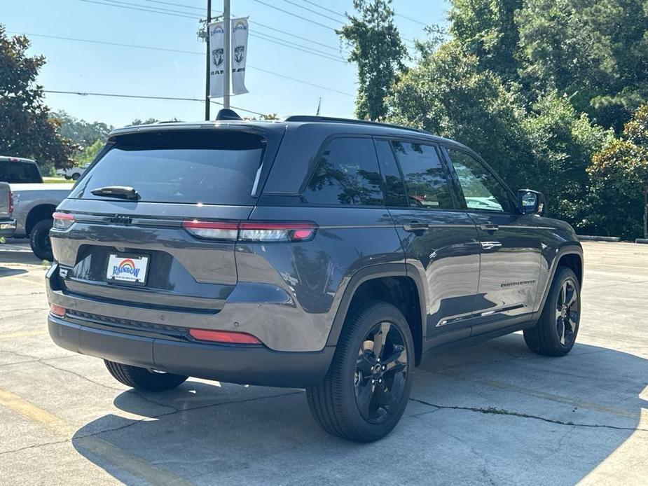 new 2024 Jeep Grand Cherokee car, priced at $40,970