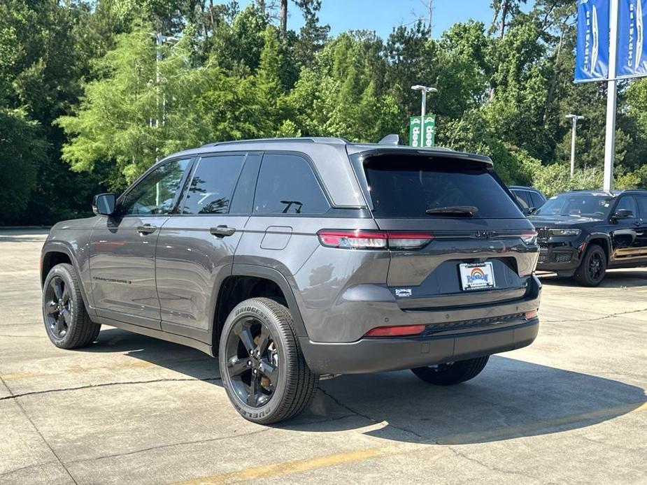 new 2024 Jeep Grand Cherokee car, priced at $40,970