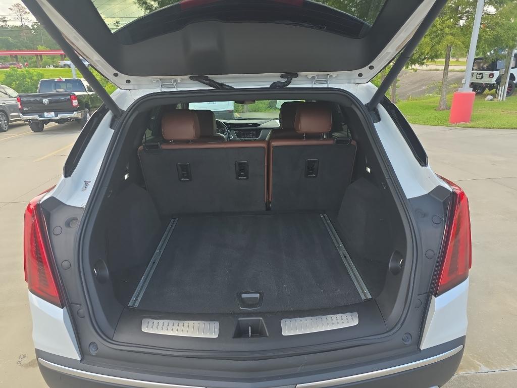 used 2022 Cadillac XT5 car, priced at $26,995