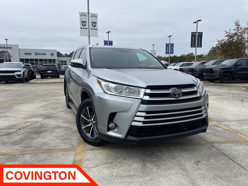 used 2017 Toyota Highlander car, priced at $9,985