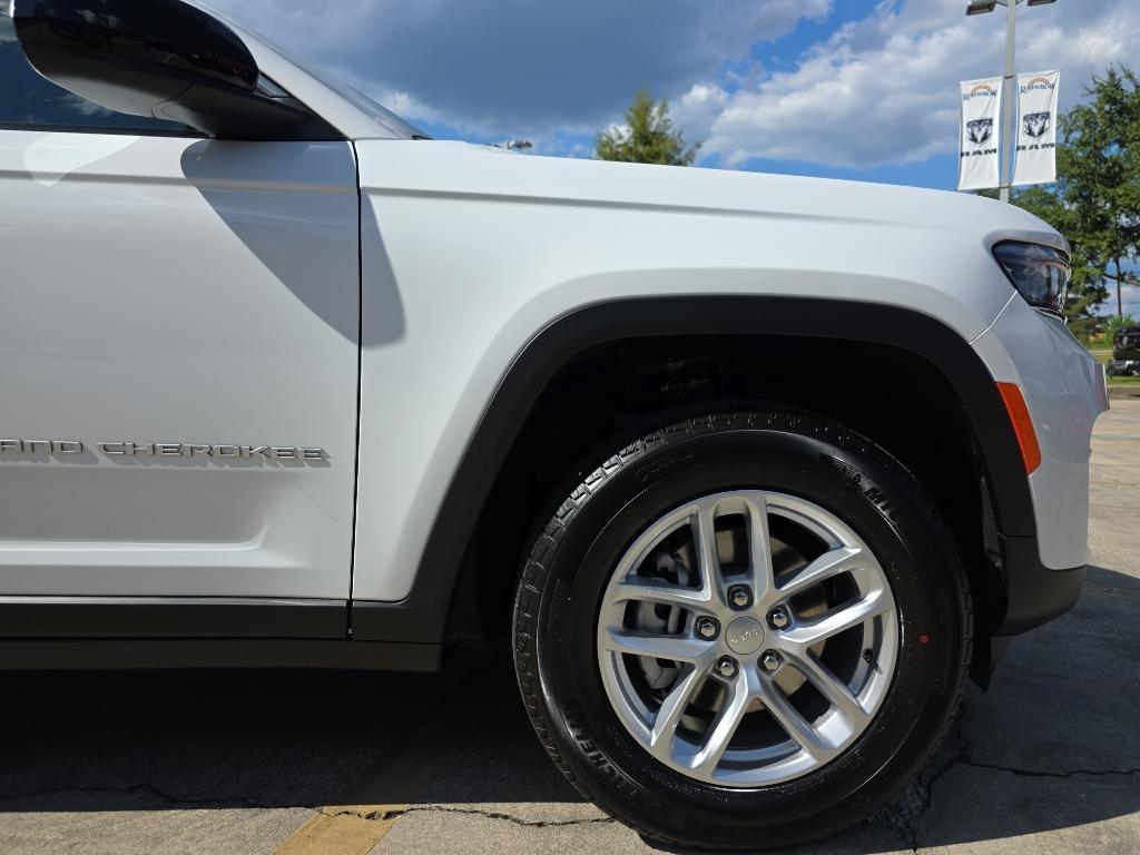 new 2025 Jeep Grand Cherokee car, priced at $38,570