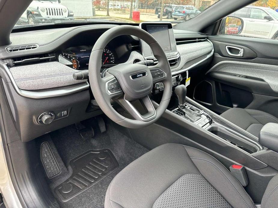 new 2025 Jeep Compass car, priced at $23,345