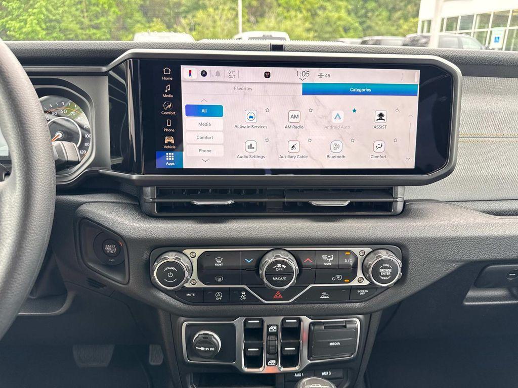 new 2025 Jeep Gladiator car, priced at $44,775