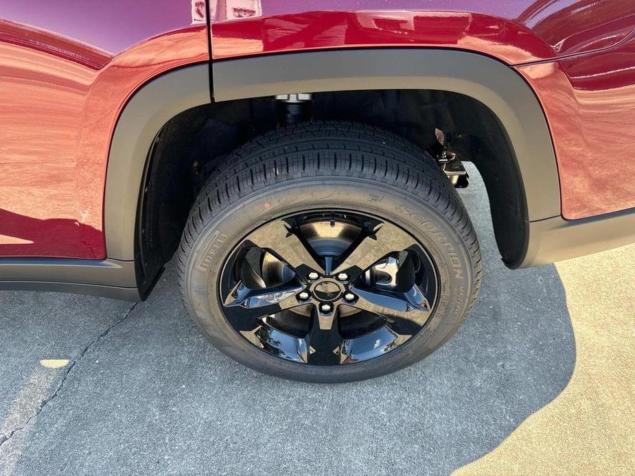 new 2024 Jeep Grand Cherokee L car, priced at $48,927