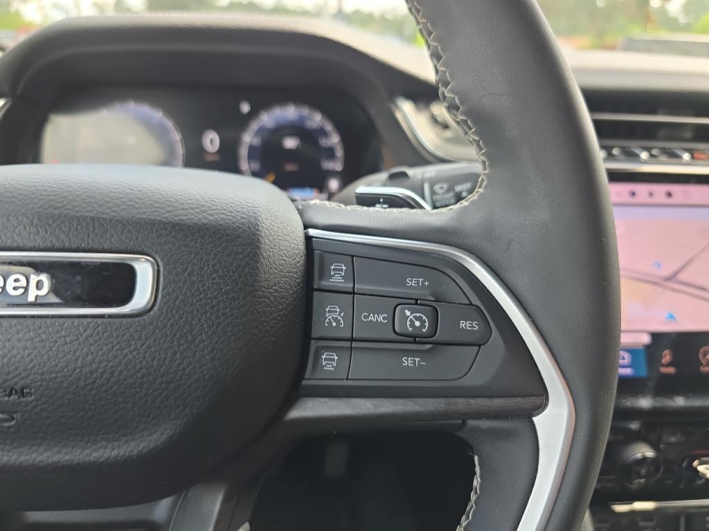 used 2024 Jeep Grand Cherokee car, priced at $31,495